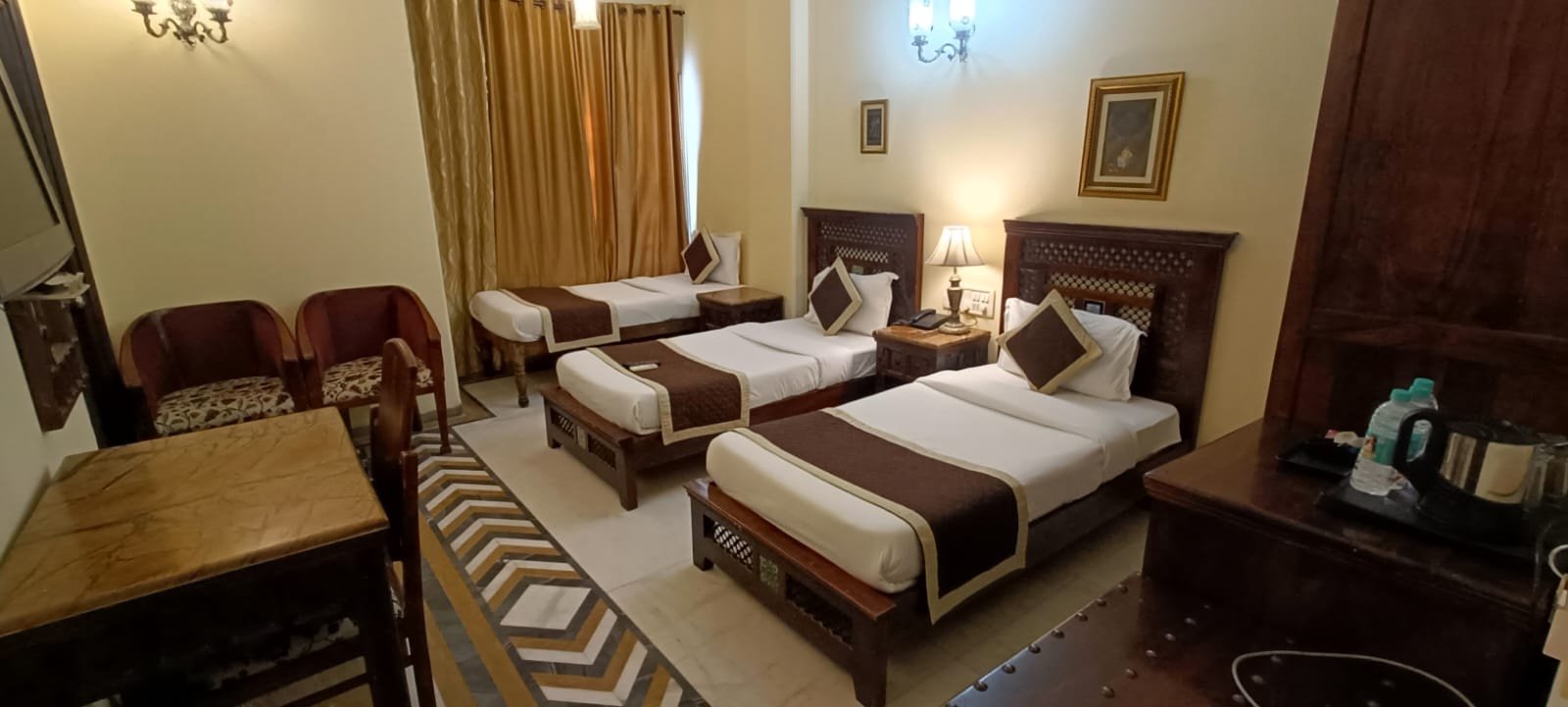 HOTEL RAJPUTANA HAVELI