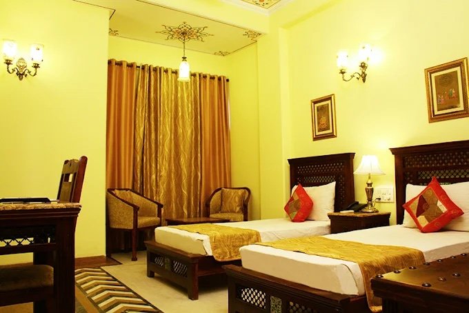 HOTEL RAJPUTANA HAVELI
